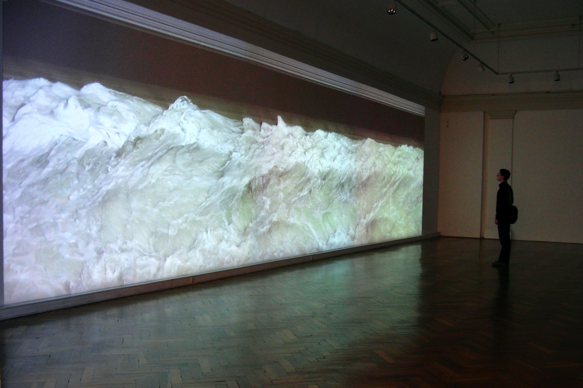 Installation State Of Flux – Landesgalerie Linz / Austria 2009