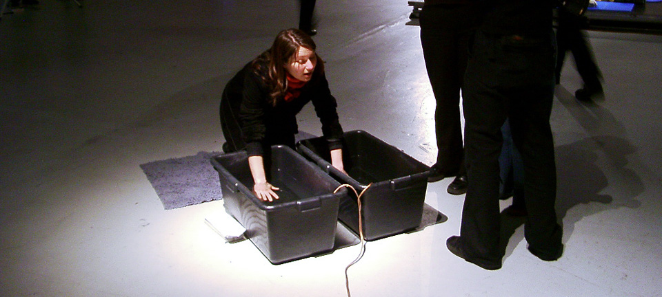 Installation Healingmachine - MAK Nite 2003